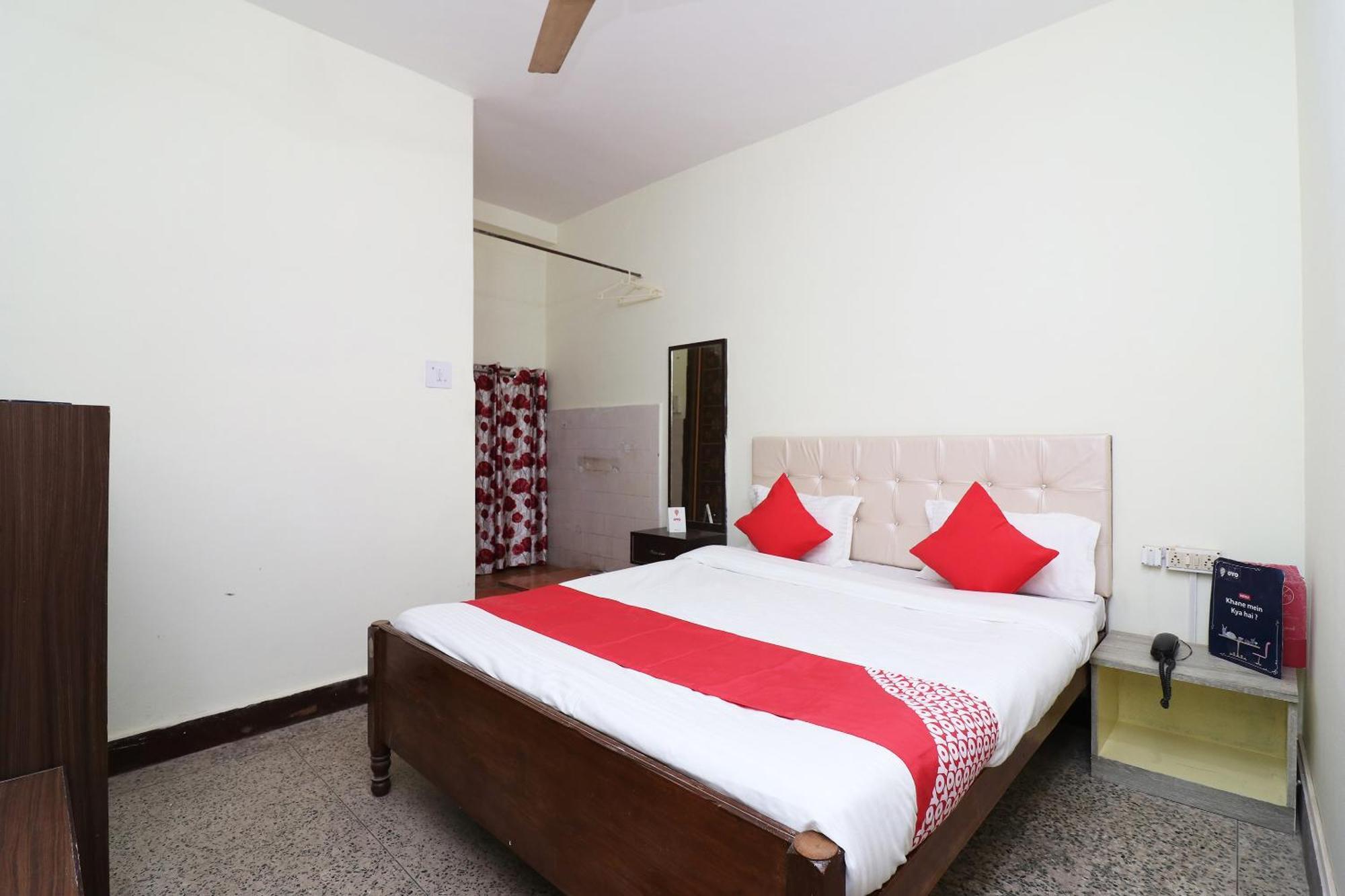 Hotel Shreya Bhubaneswar Exterior photo